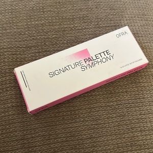 OFRA signature symphony palette